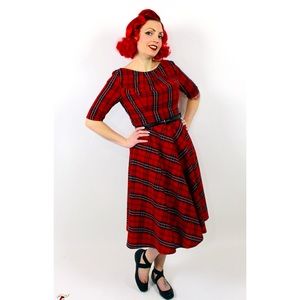 Eskakti Check Pleat dress in red tartan size Small.